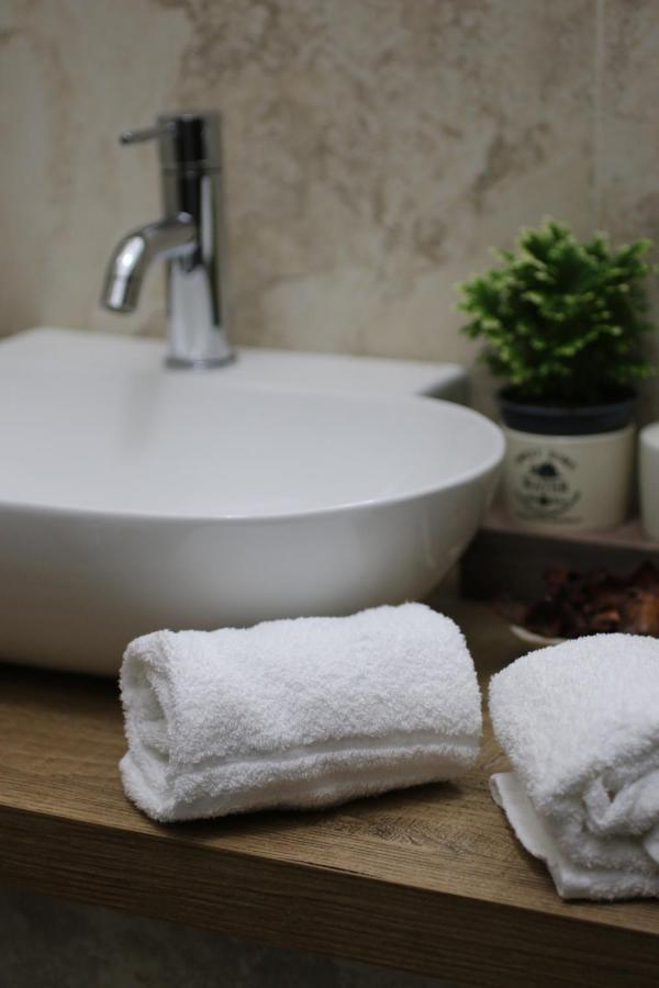 Hotel Regina Margherita Бордихера Екстериор снимка