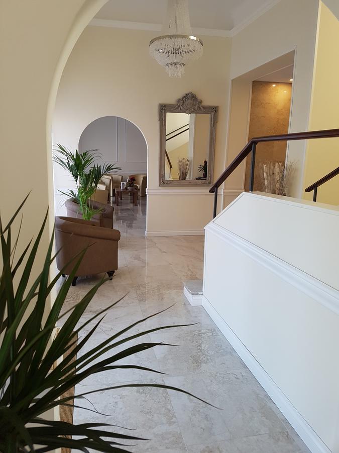 Hotel Regina Margherita Бордихера Екстериор снимка